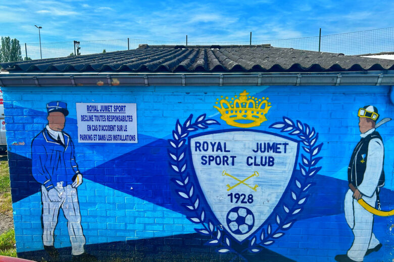 De entree van Royal Jumet