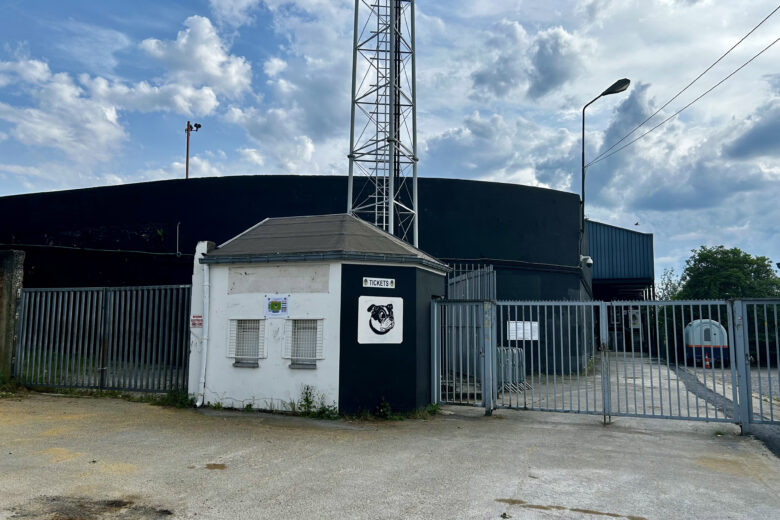 Stade de Neuville
